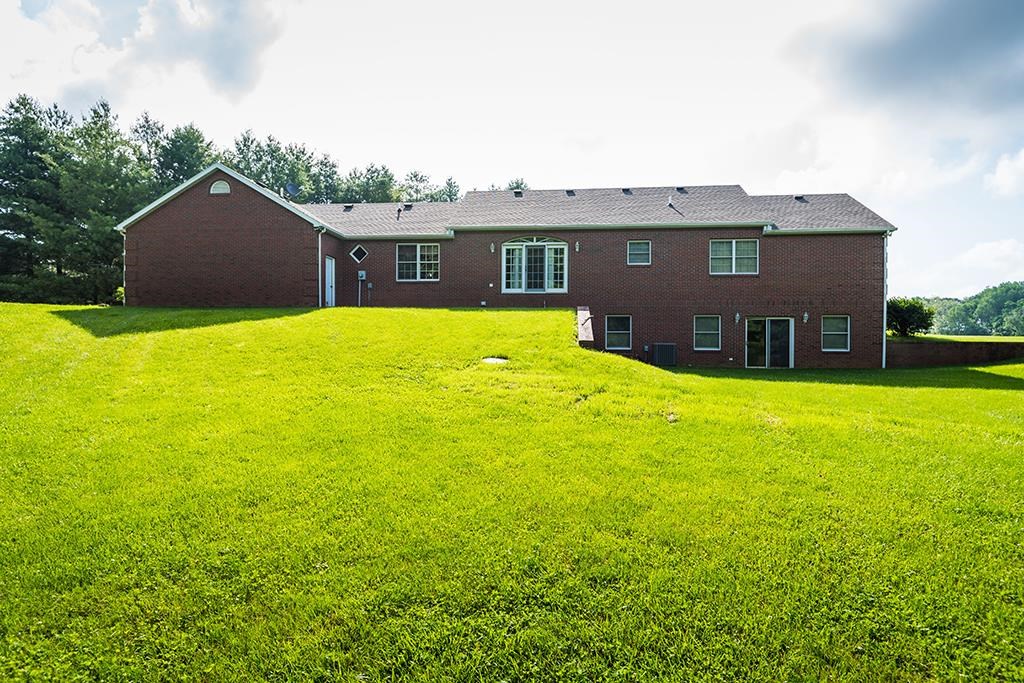 1017 Atkinson Road Vincennes, IN 47591 - Photo 32 of 33 Gallery Image 32