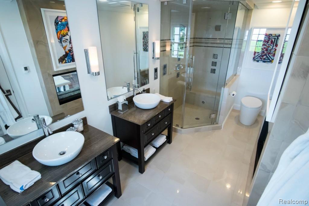 988 Lake Shore Road Grosse Pointe, MI 48236 - Photo 20 of 60 CH20.jpg
