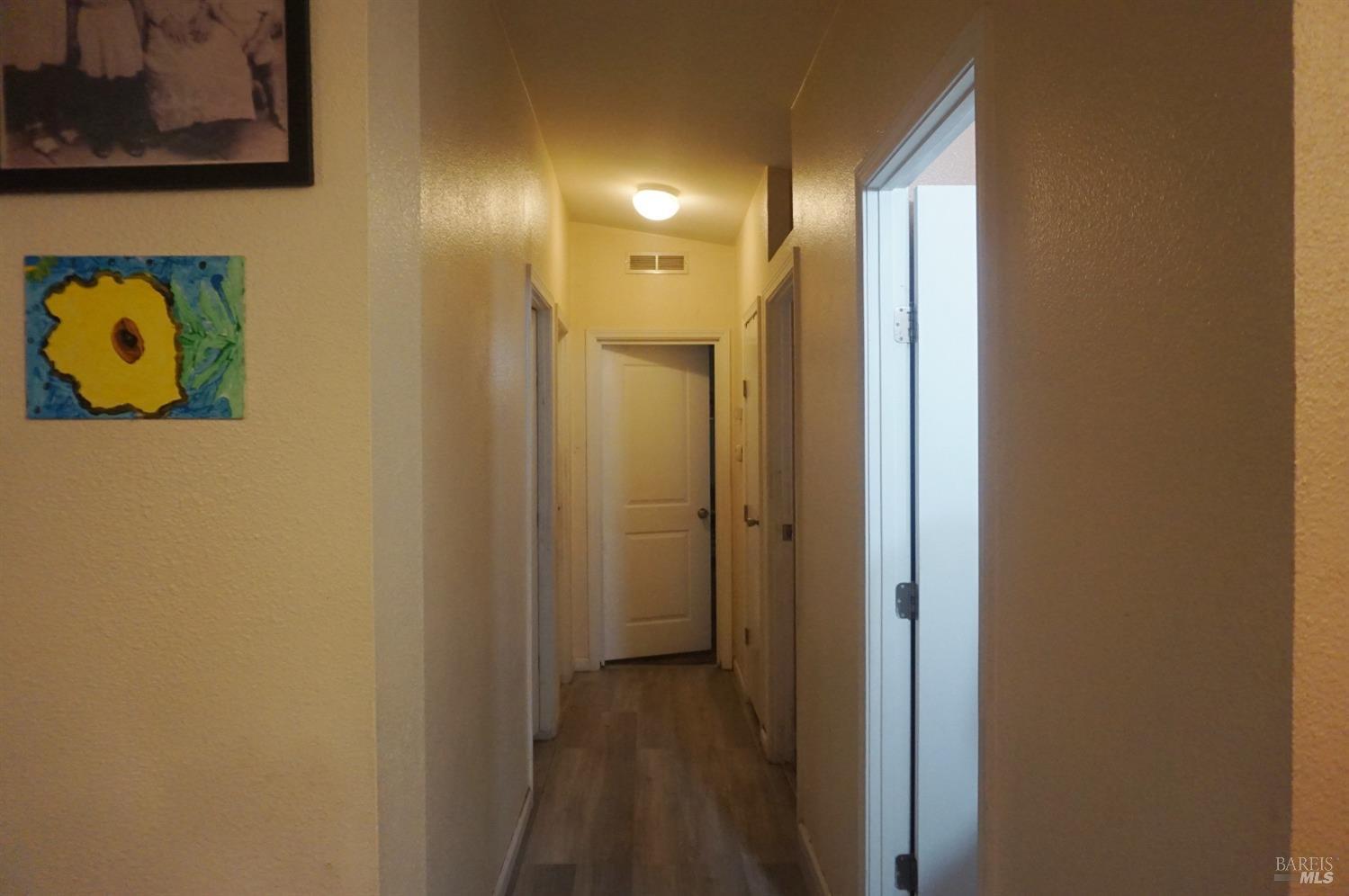 6004 Monticello Road, Unit 7 Napa, CA 94558 - Photo 18 of 33 a view of a bathroom