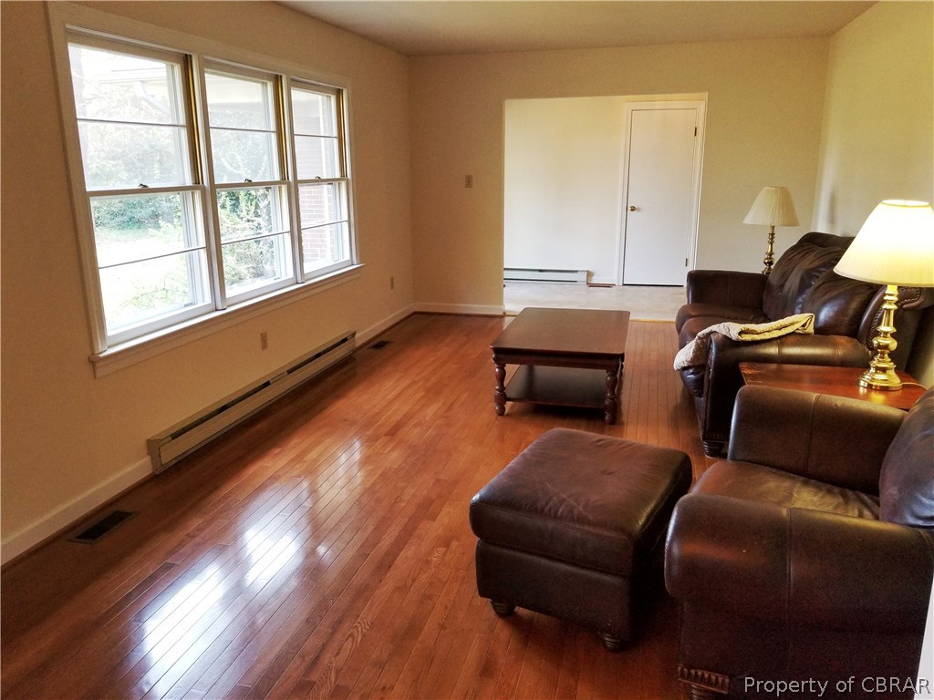 7449 Joseph Lewis Road Hayes, VA 23072 - Photo 5 of 32 Gallery Image 5