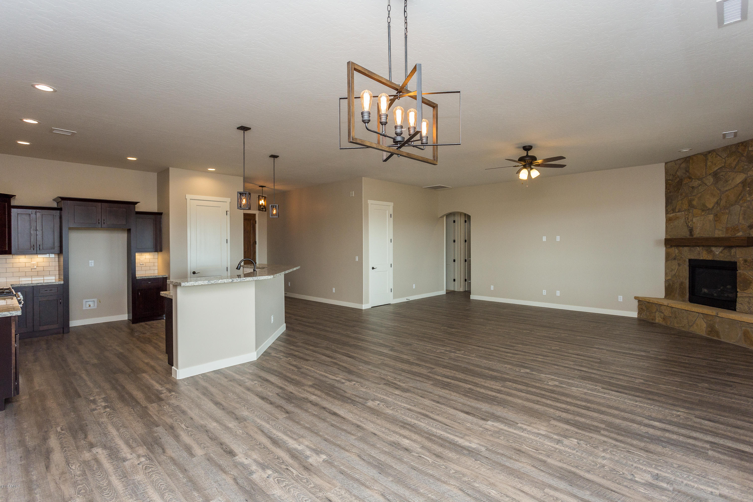 9937 East Lonesome Valley Road Prescott Valley, AZ 86315 - Photo 11 of 22 011_Dining Room