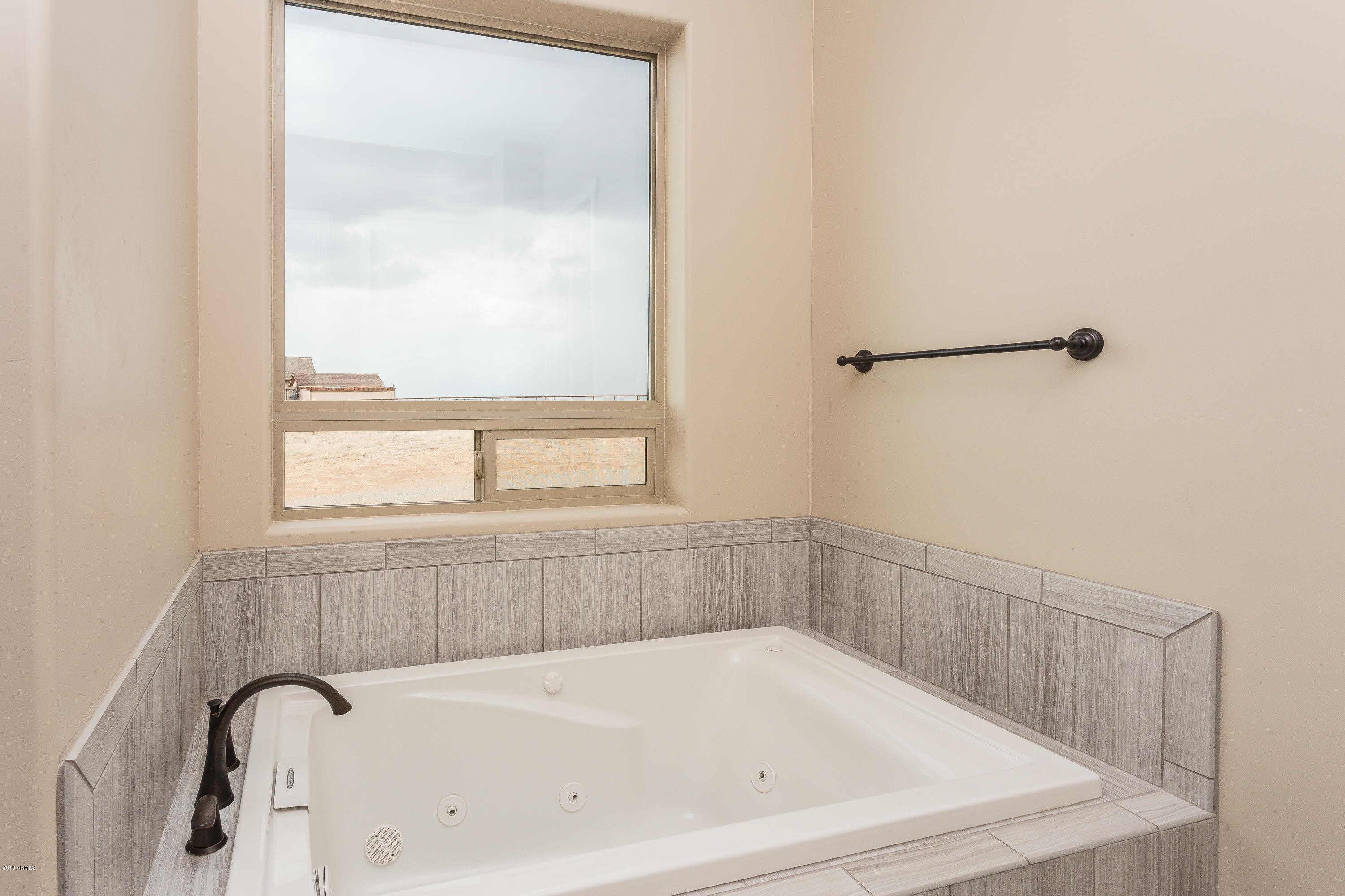9937 East Lonesome Valley Road Prescott Valley, AZ 86315 - Photo 15 of 22 015_Master Bathroom