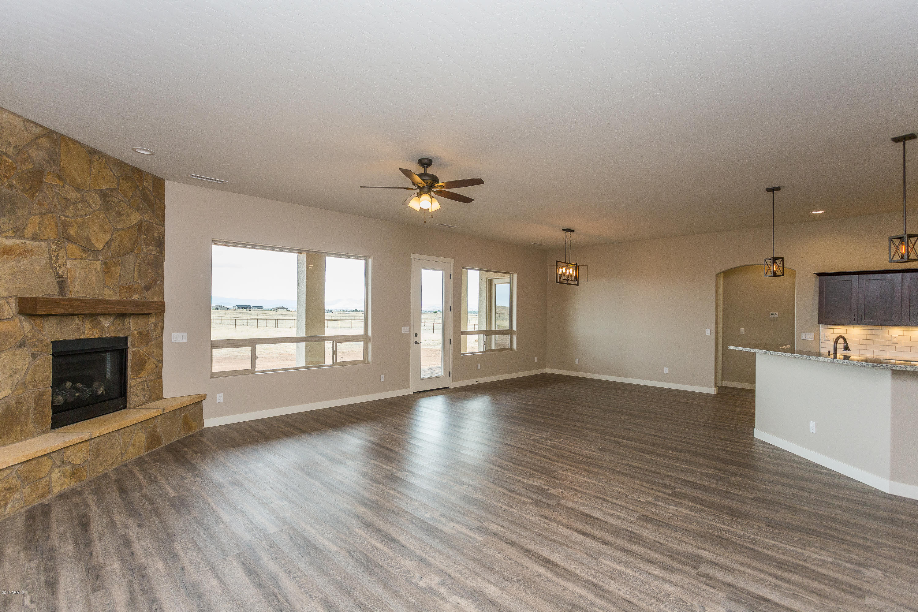 9937 East Lonesome Valley Road Prescott Valley, AZ 86315 - Photo 3 of 22 003_Living room