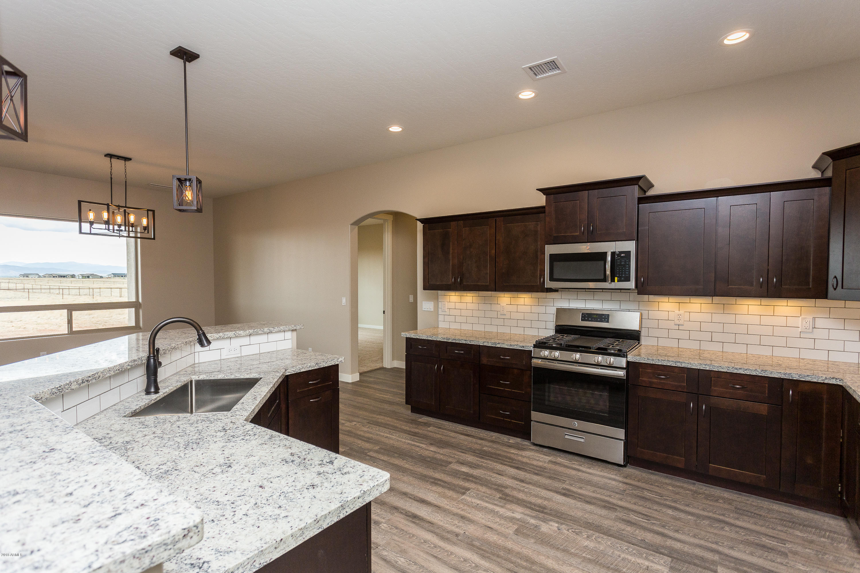 9937 East Lonesome Valley Road Prescott Valley, AZ 86315 - Photo 8 of 22 008_Kitchen