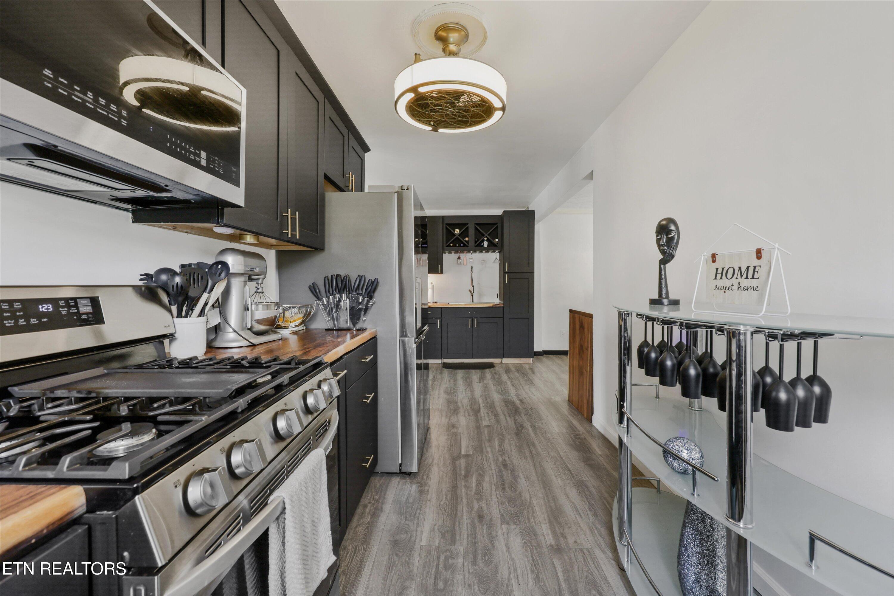 127 Athens Road Oak Ridge, TN 37830 - Photo 11 of 35 11-127 Athens Way 18