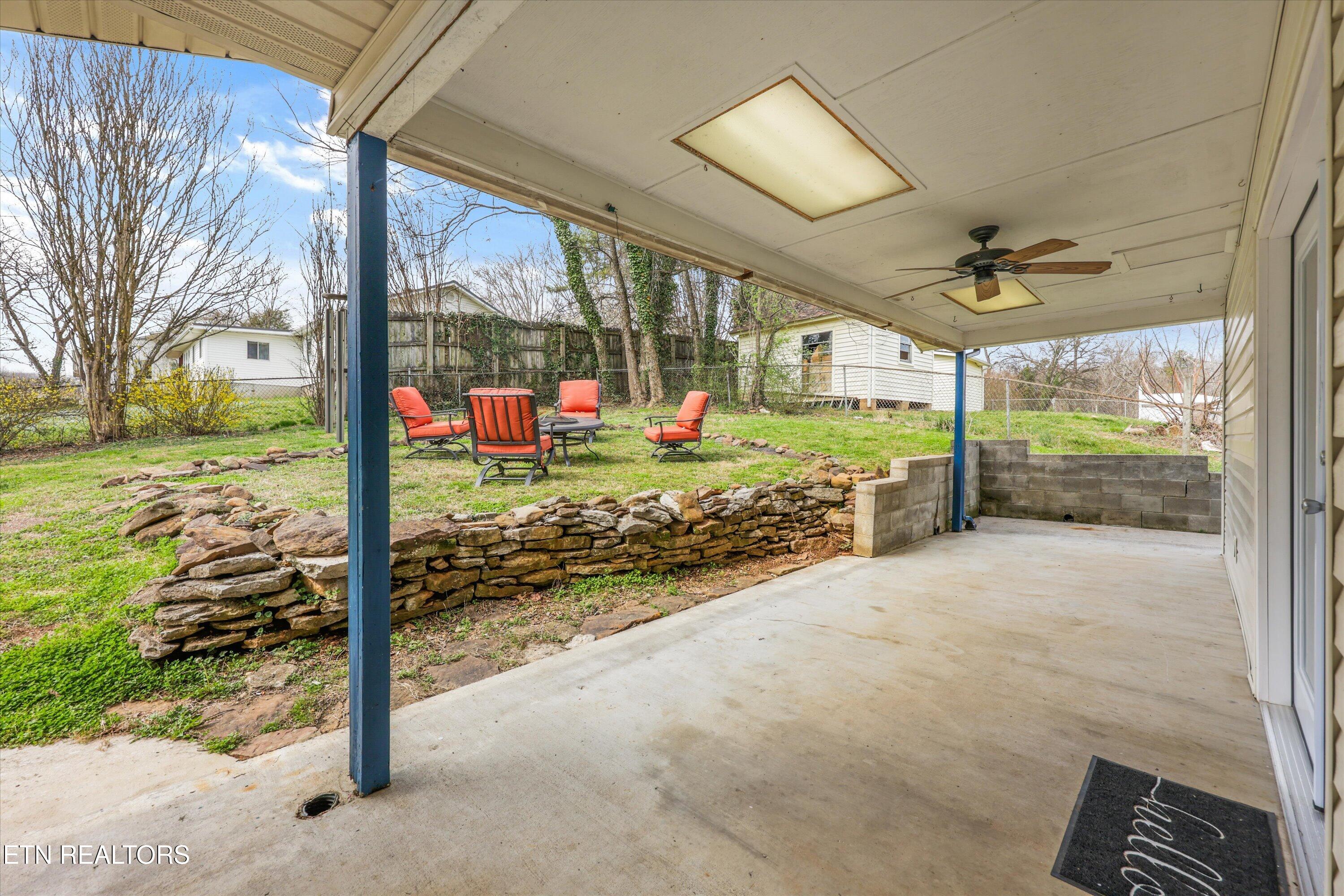 127 Athens Road Oak Ridge, TN 37830 - Photo 21 of 35 25-127 Athens Way 05