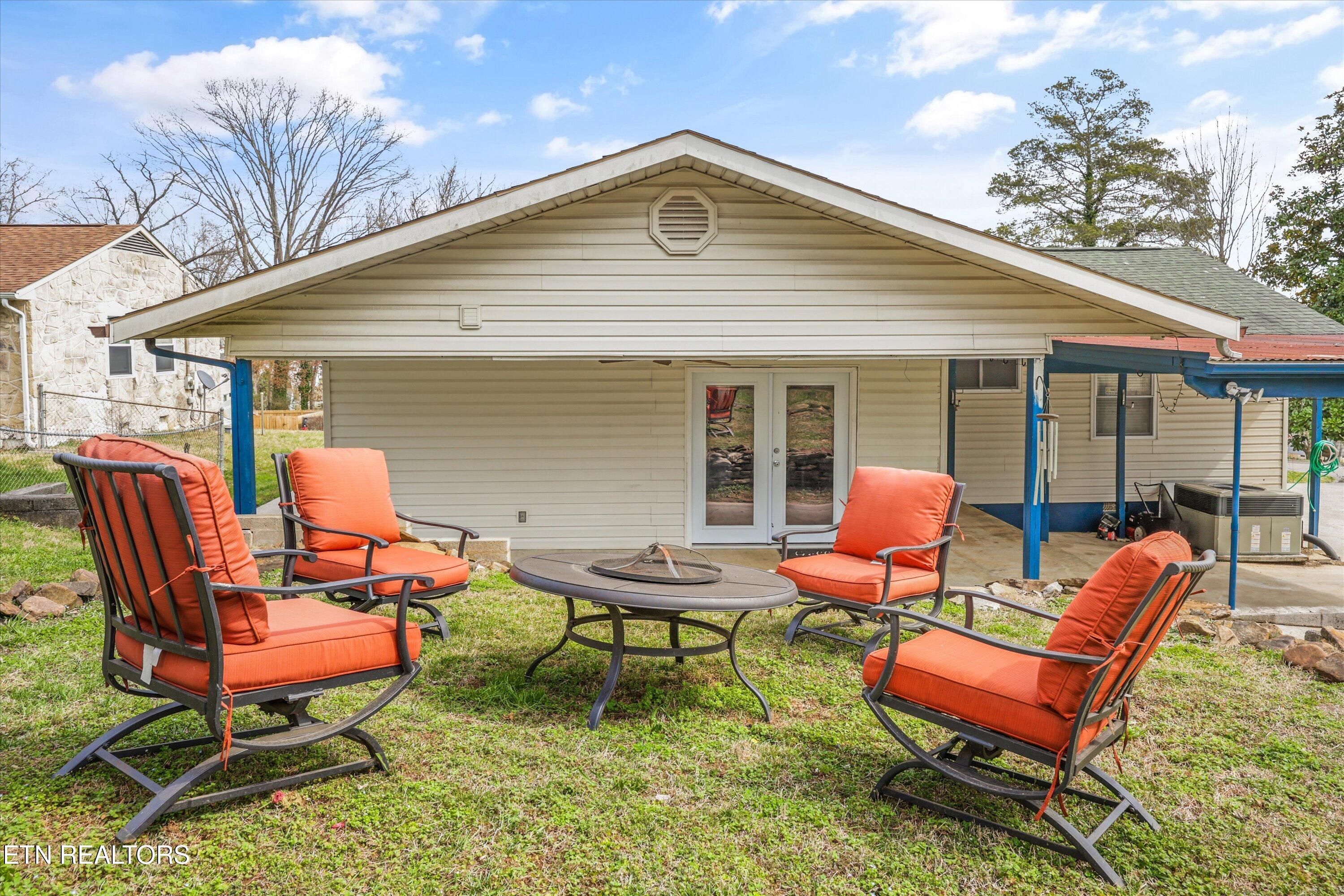 127 Athens Road Oak Ridge, TN 37830 - Photo 23 of 35 26-127 Athens Way 07