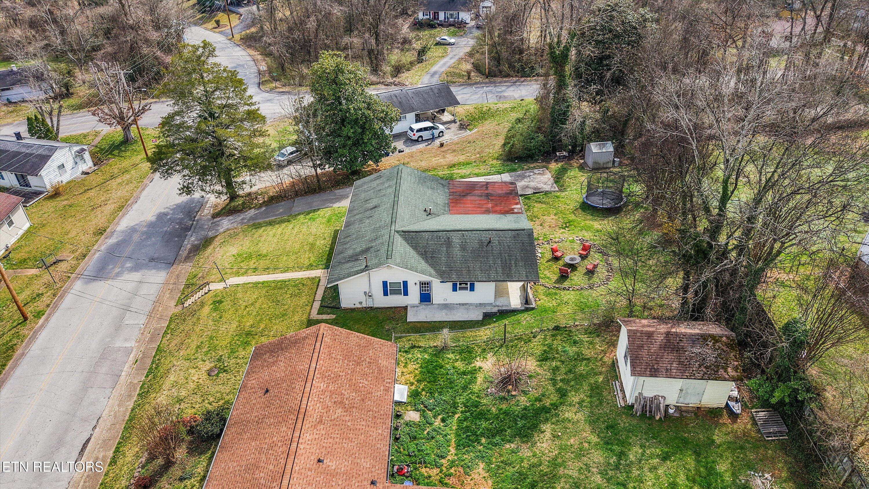 127 Athens Road Oak Ridge, TN 37830 - Photo 28 of 35 30-127 Athens Way 31