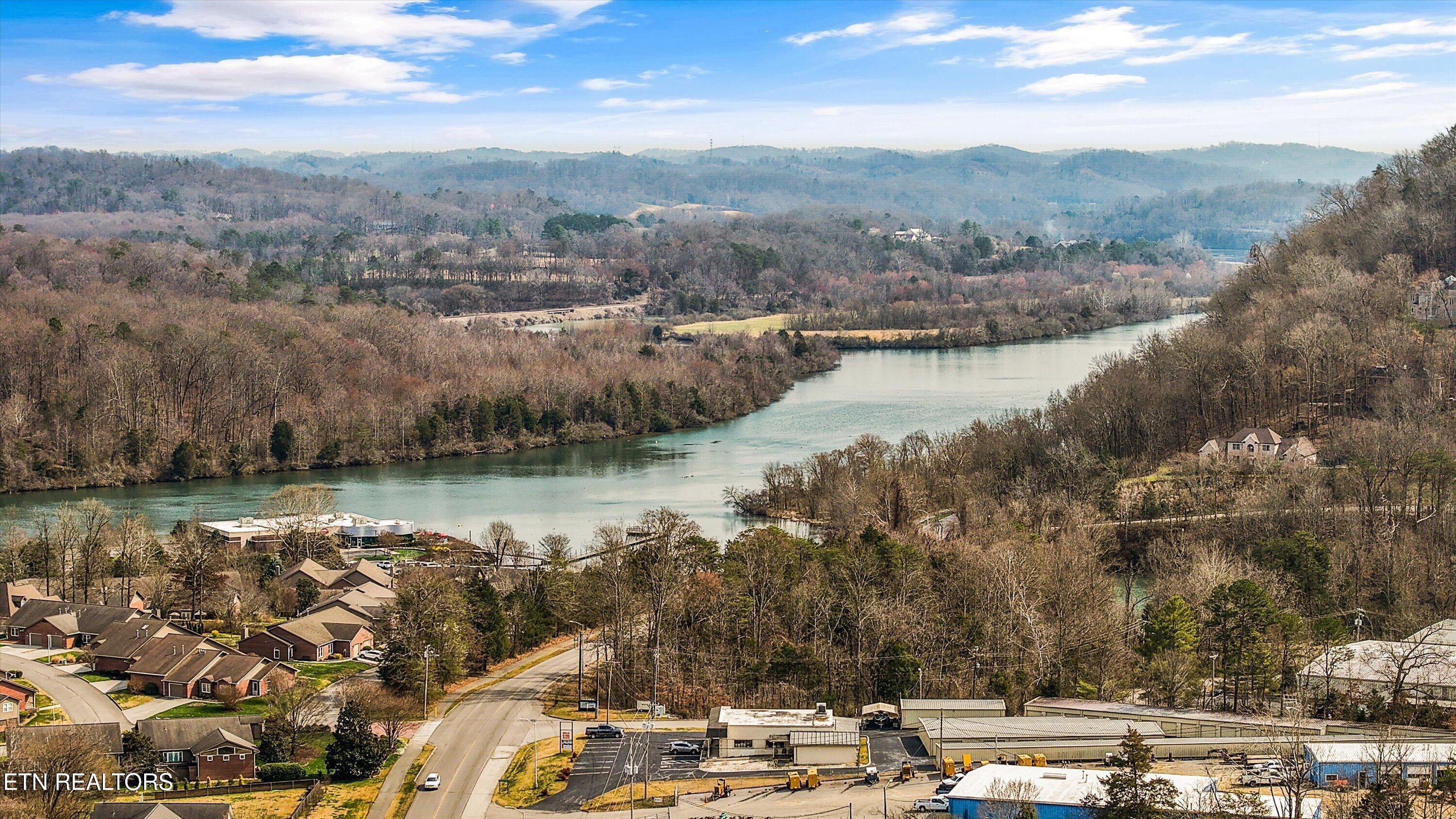 127 Athens Road Oak Ridge, TN 37830 - Photo 35 of 35 37-127 Athens Way 34