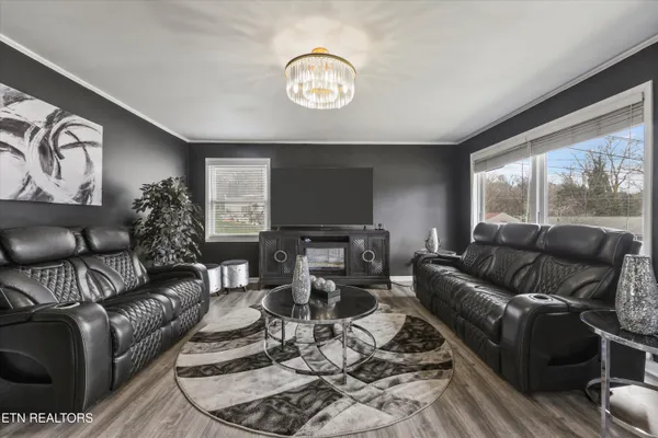 $315,000 | 127 Athens Road, Oak Ridge, TN 37830