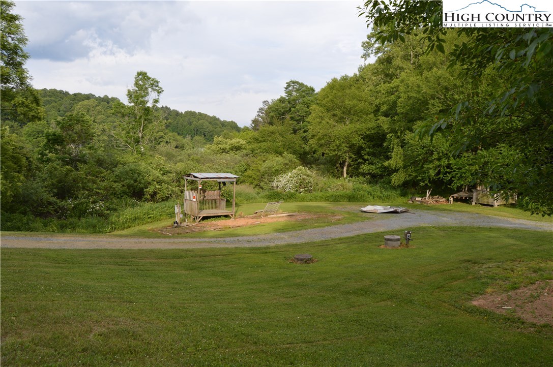 115 Burkett Road Boone, NC 28607 - Photo 12 of 48 Gallery Image 12