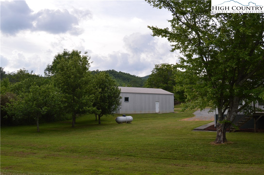 115 Burkett Road Boone, NC 28607 - Photo 3 of 48 Gallery Image 3