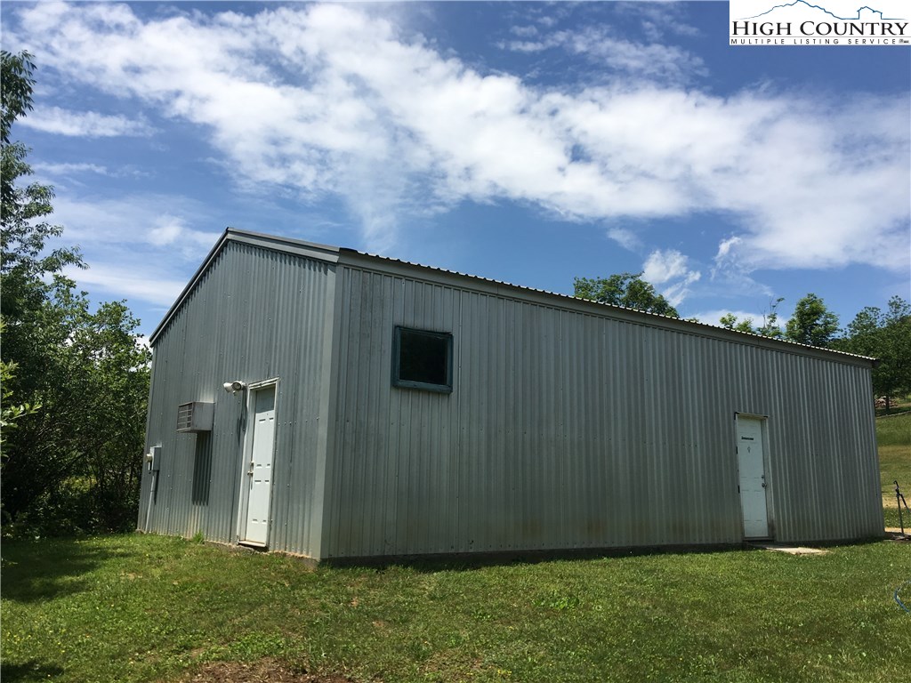 115 Burkett Road Boone, NC 28607 - Photo 4 of 48 Gallery Image 4