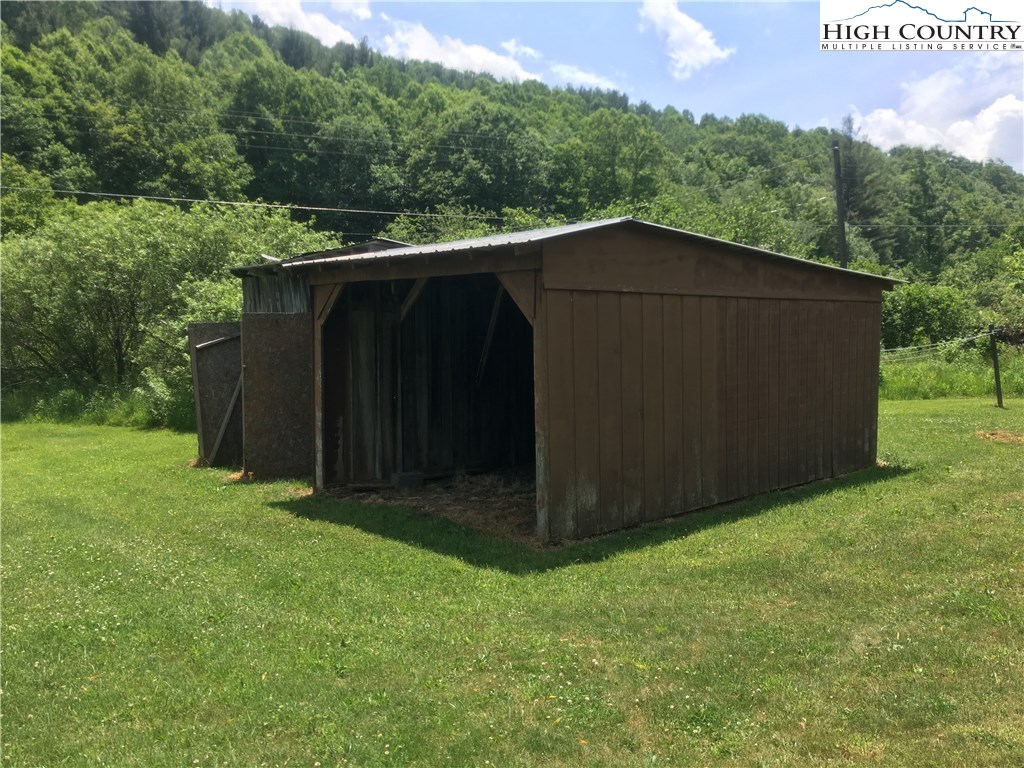 115 Burkett Road Boone, NC 28607 - Photo 45 of 48 Gallery Image 45