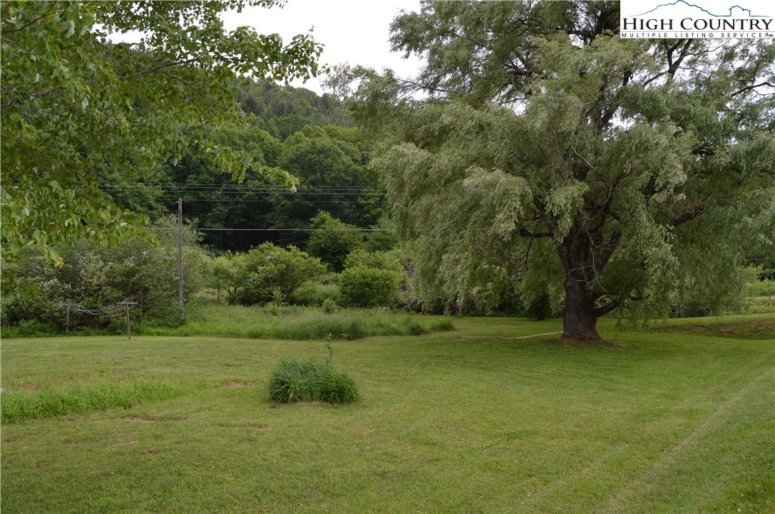 115 Burkett Road Boone, NC 28607 - Photo 5 of 48 Gallery Image 5