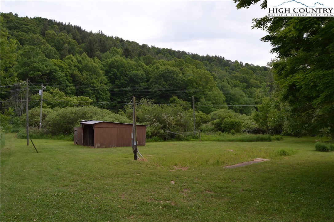 115 Burkett Road Boone, NC 28607 - Photo 6 of 48 Gallery Image 6
