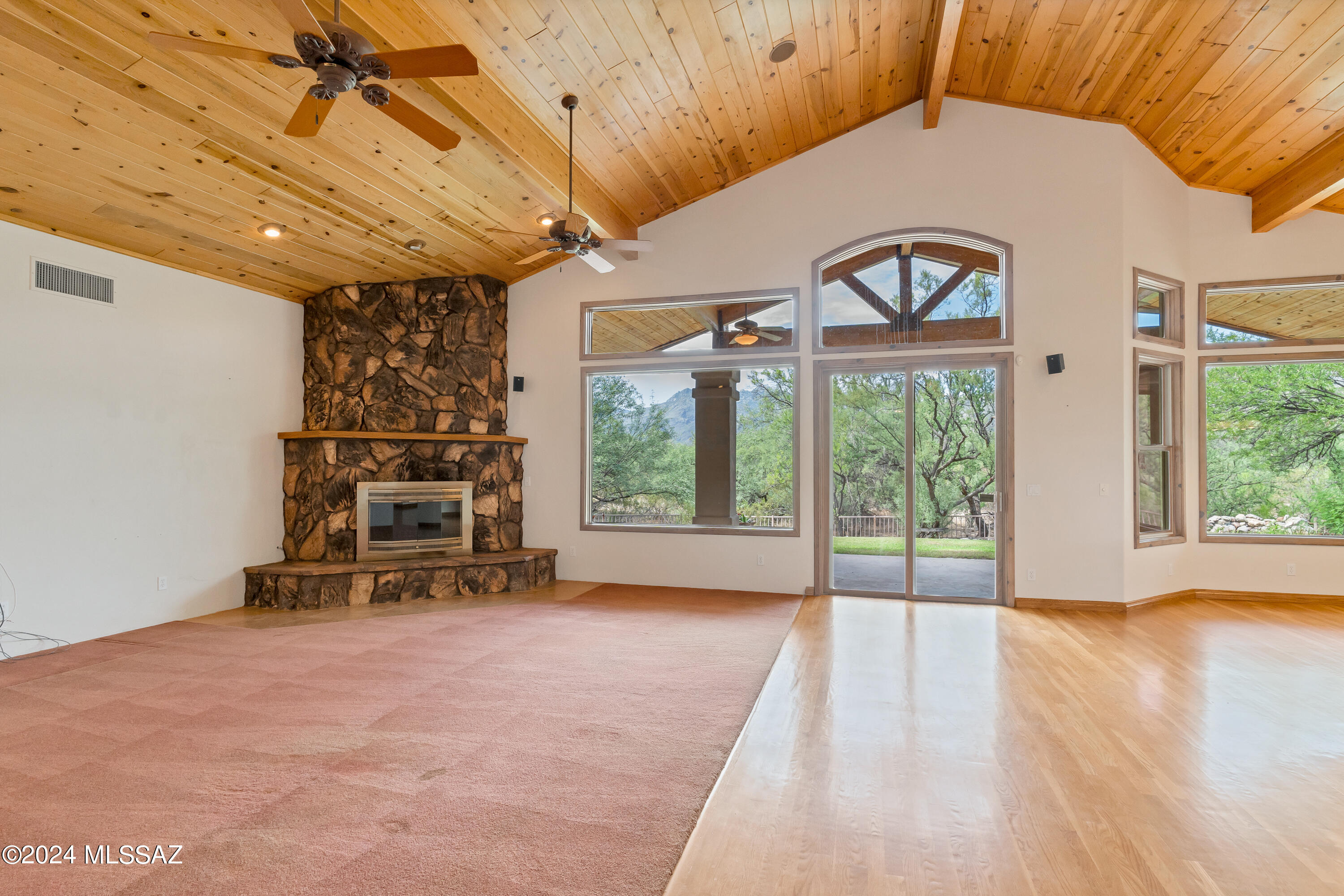 4001 North Harrison Road Tucson, AZ 85749 - Photo 7 of 50 a view of a livingroom with a large window