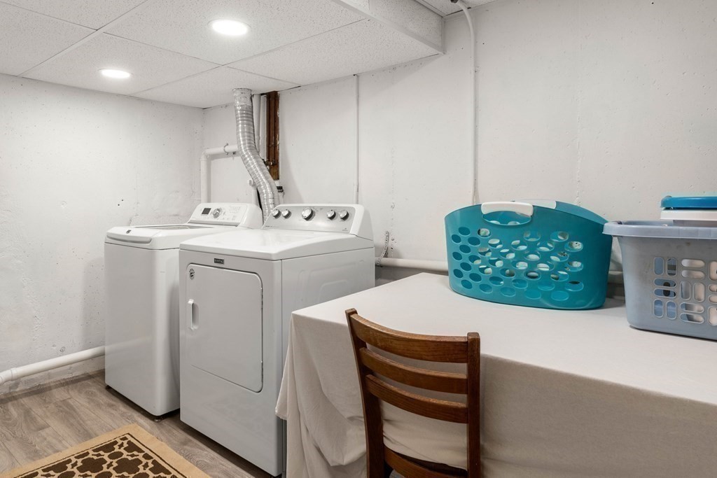 56 Skytop Road Ipswich, MA 01938 - Photo 40 of 42 a utility room with dryer and washer