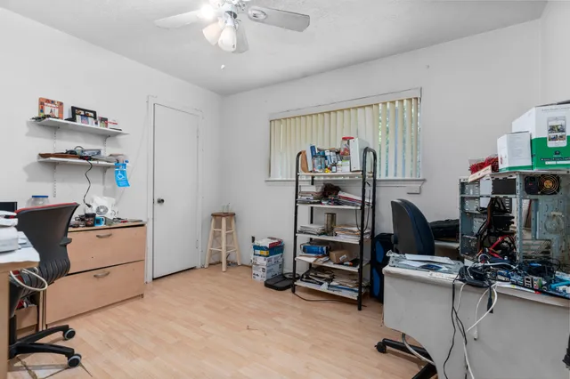 $975,000 | 2395 Southline Road, Conroe, TX 77384