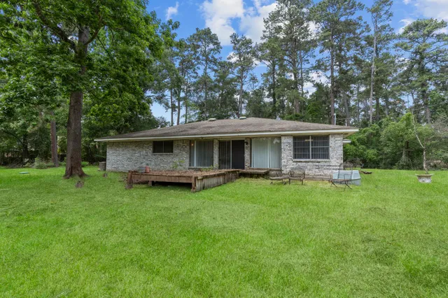 $975,000 | 2395 Southline Road, Conroe, TX 77384