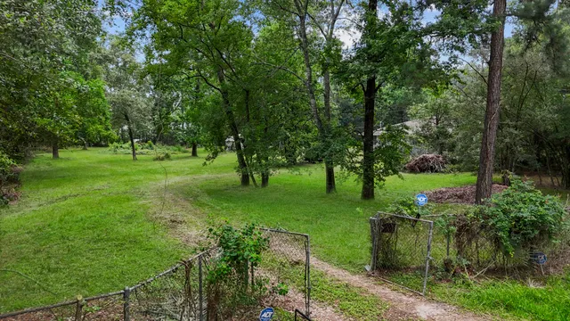 $975,000 | 2395 Southline Road, Conroe, TX 77384