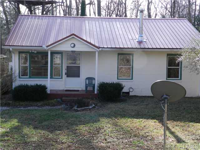929 Hamlets Chapel Road Pittsboro, NC 27312 - Photo 1 of 21 Gallery Image 1