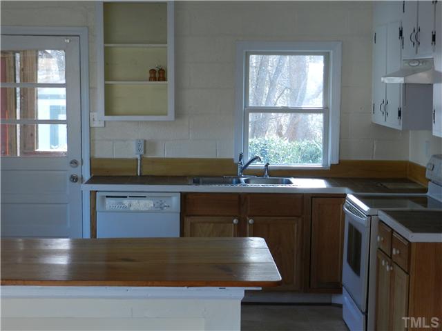 929 Hamlets Chapel Road Pittsboro, NC 27312 - Photo 3 of 21 Gallery Image 3