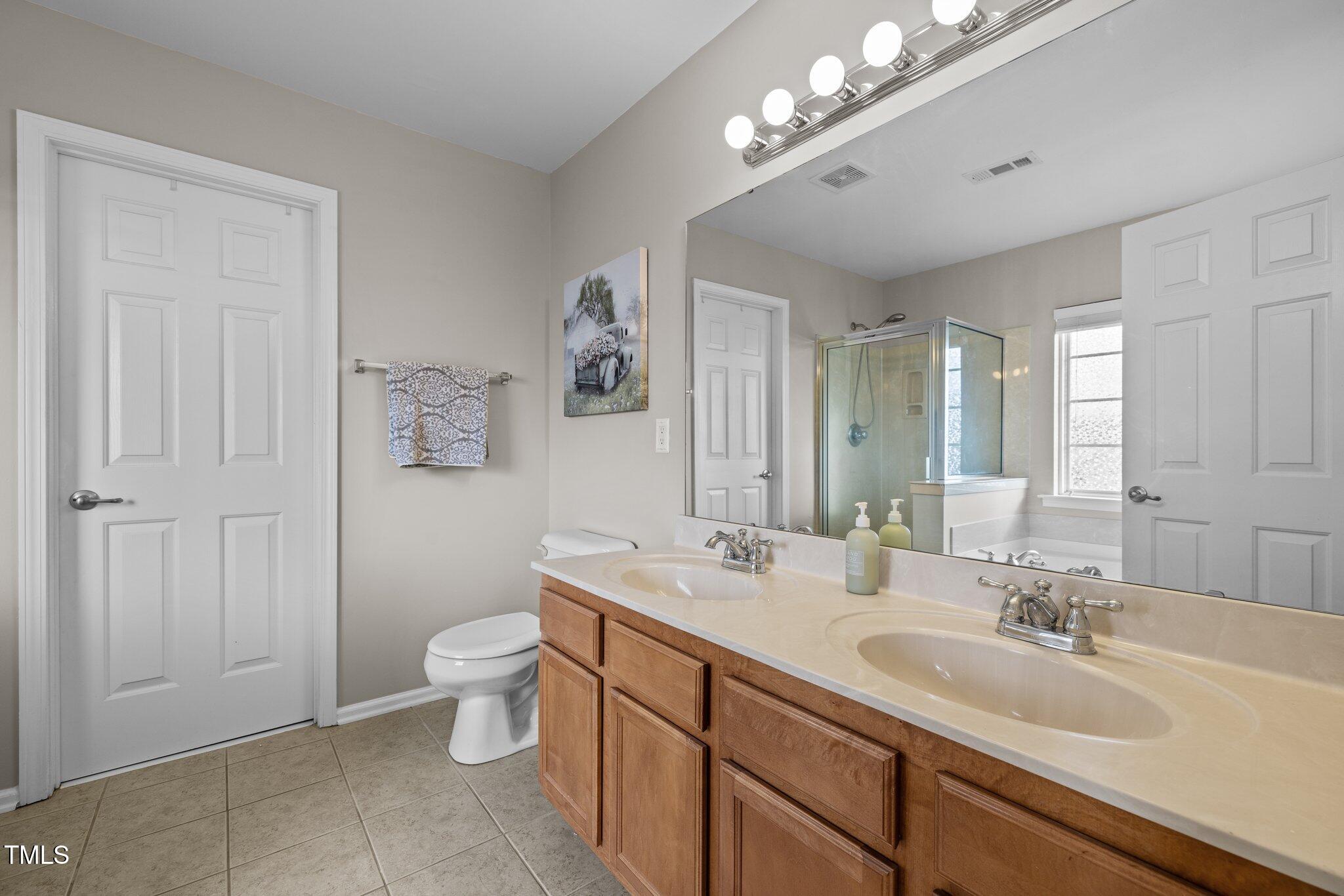 200 Ryder Cup Circle Raleigh, NC 27603 - Photo 28 of 50 27-web-or-mls-5Z8A6699