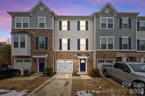 $400,000 | 2307 Doby Creek Lane, Charlotte, NC 28262