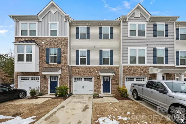 $400,000 | 2307 Doby Creek Lane, Charlotte, NC 28262