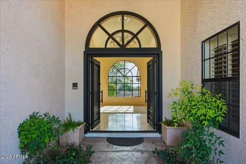 $1,025,000 | 15814 North 12th Street, Phoenix, AZ 85022