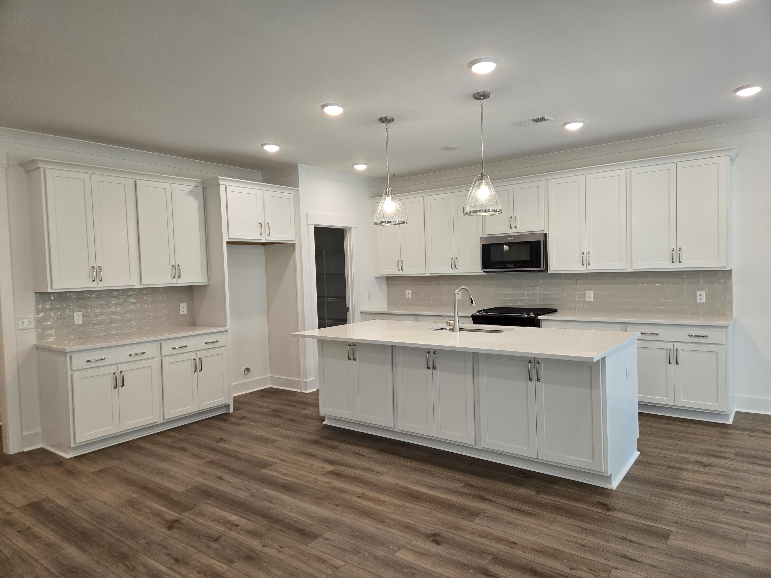 263 Darby Mdw Lane Ridgeville, SC 29472 - Photo 4 of 49 20250405_102022
