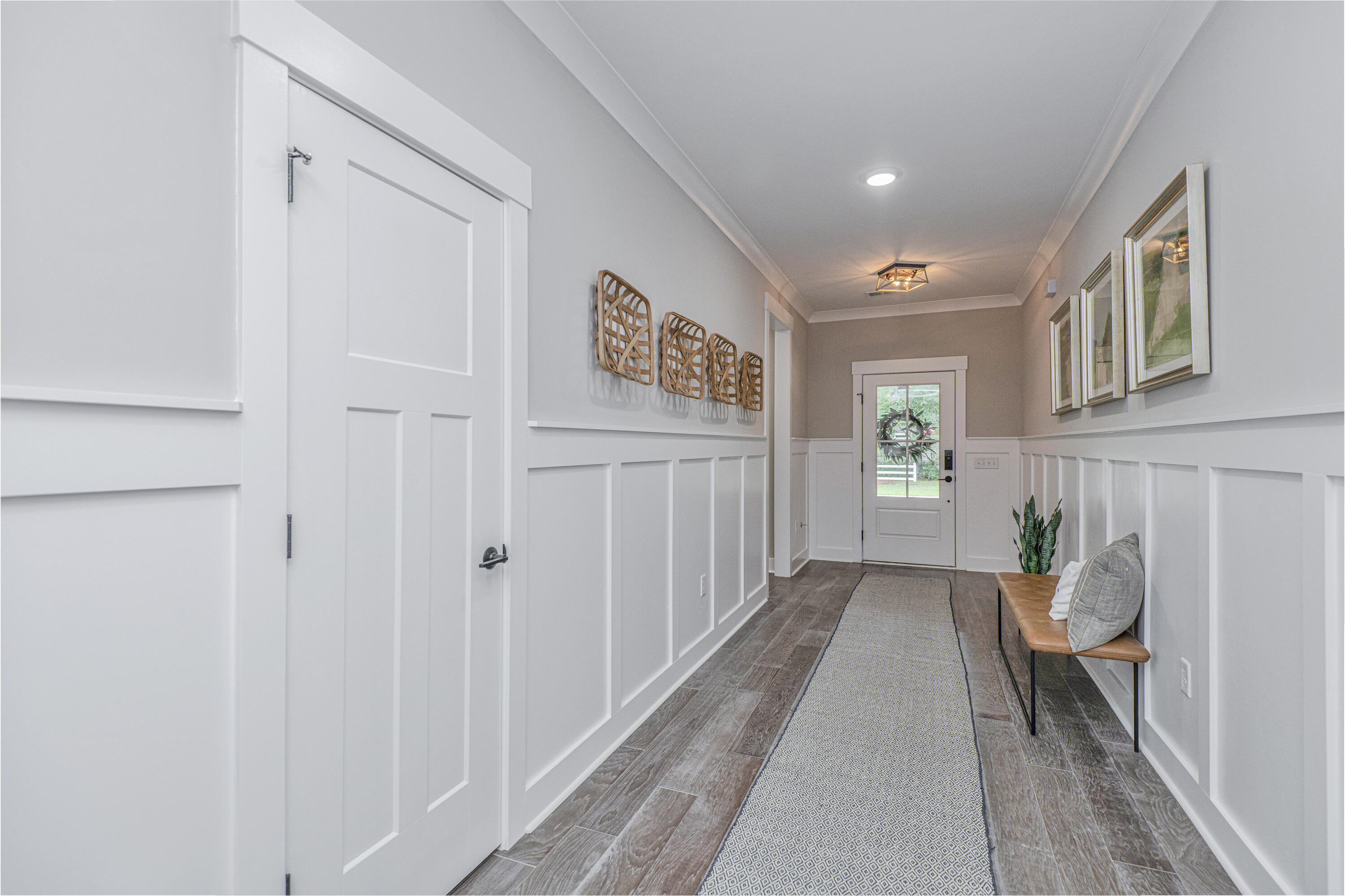 263 Darby Mdw Lane Ridgeville, SC 29472 - Photo 10 of 49 1. Putnam Foyer