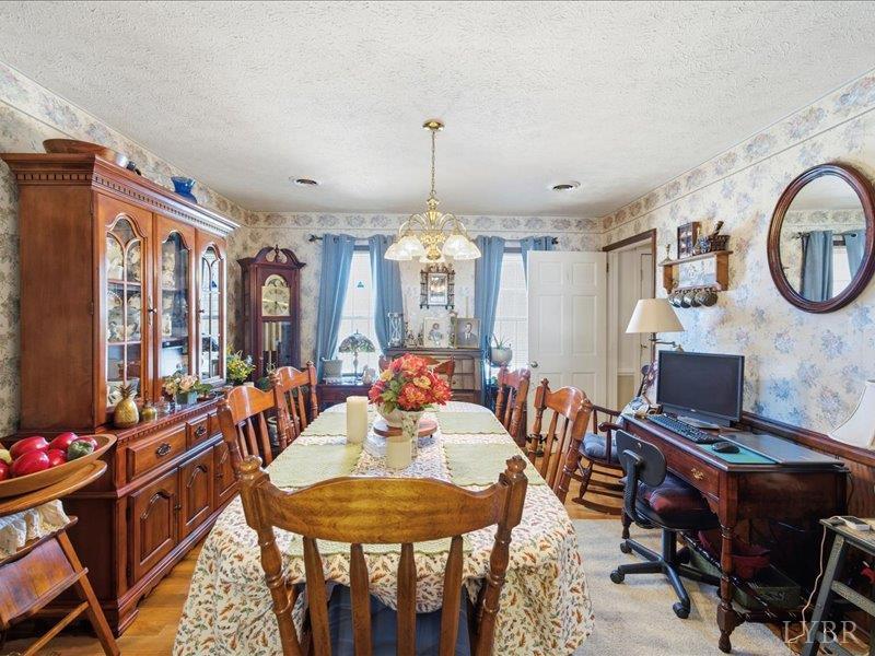 724 Spring Street Hurt, VA 24563 - Photo 11 of 32