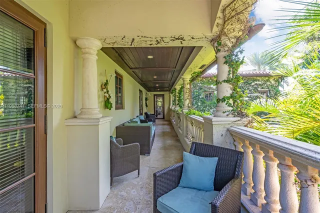 $12,000,000 | 1398 Bay Drive, Miami Beach, FL 33141