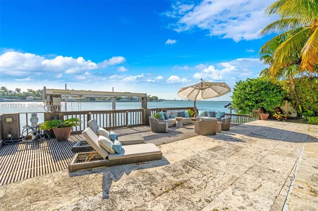 $12,000,000 | 1398 Bay Drive, Miami Beach, FL 33141
