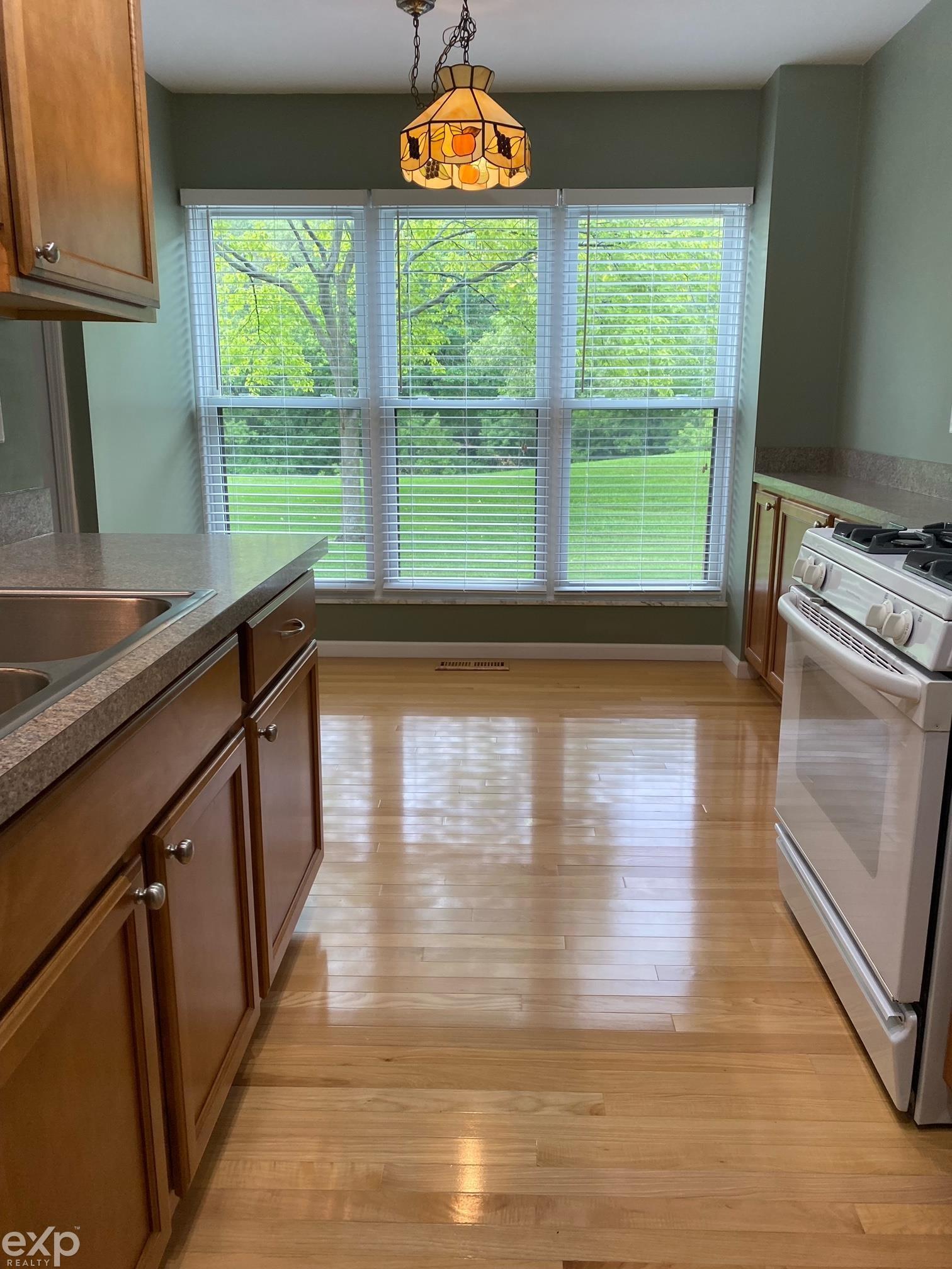8715 Edgewater Lane Warren, MI 48093 - Photo 15 of 45 Gallery Image 15