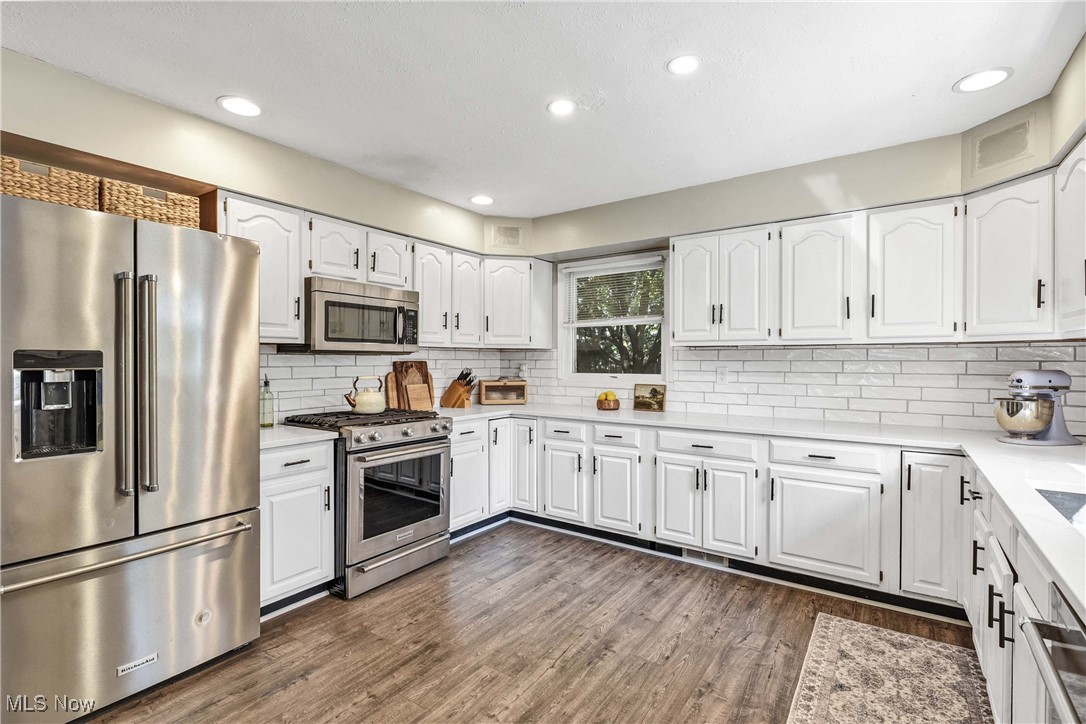 31670 Walker Road Avon Lake, OH 44012 - Photo 20 of 44 Gallery Image 20