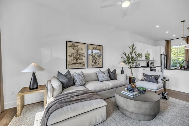 $385,110 | 616 Belle Trace Circle, Unit 103, Chattanooga, TN 37405