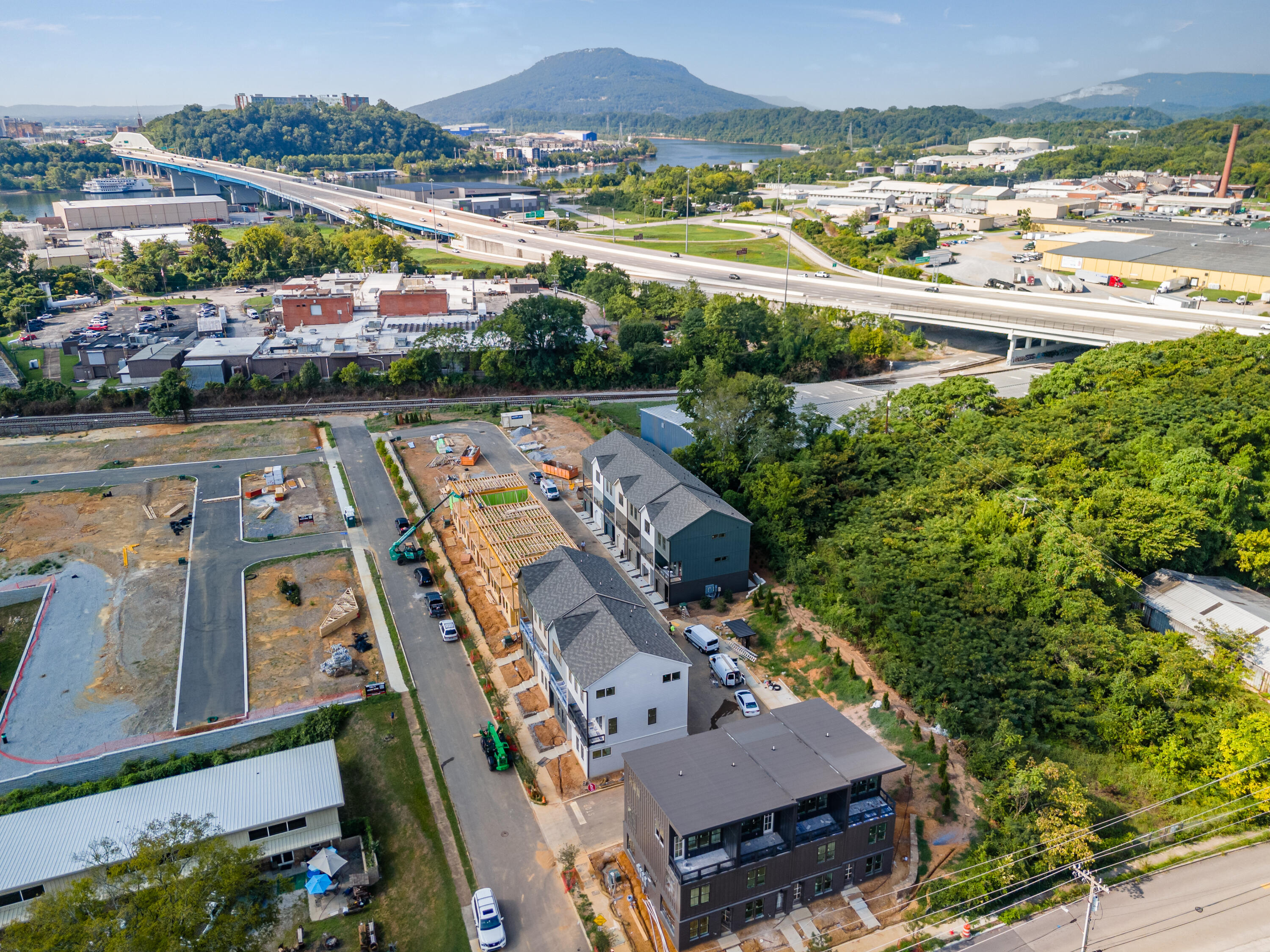 616 Belle Trace Circle, Unit 103 Chattanooga, TN 37405 - Photo 10 of 11 BLW