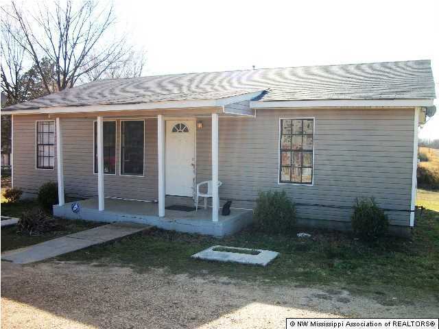 527 Mays Road Coldwater, MS 38618 - Photo 1 of 12 Primary Photo