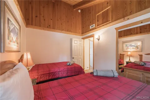 $397,500 | 41063 Pennsylvania Avenue, Big Bear Lake, CA 92315