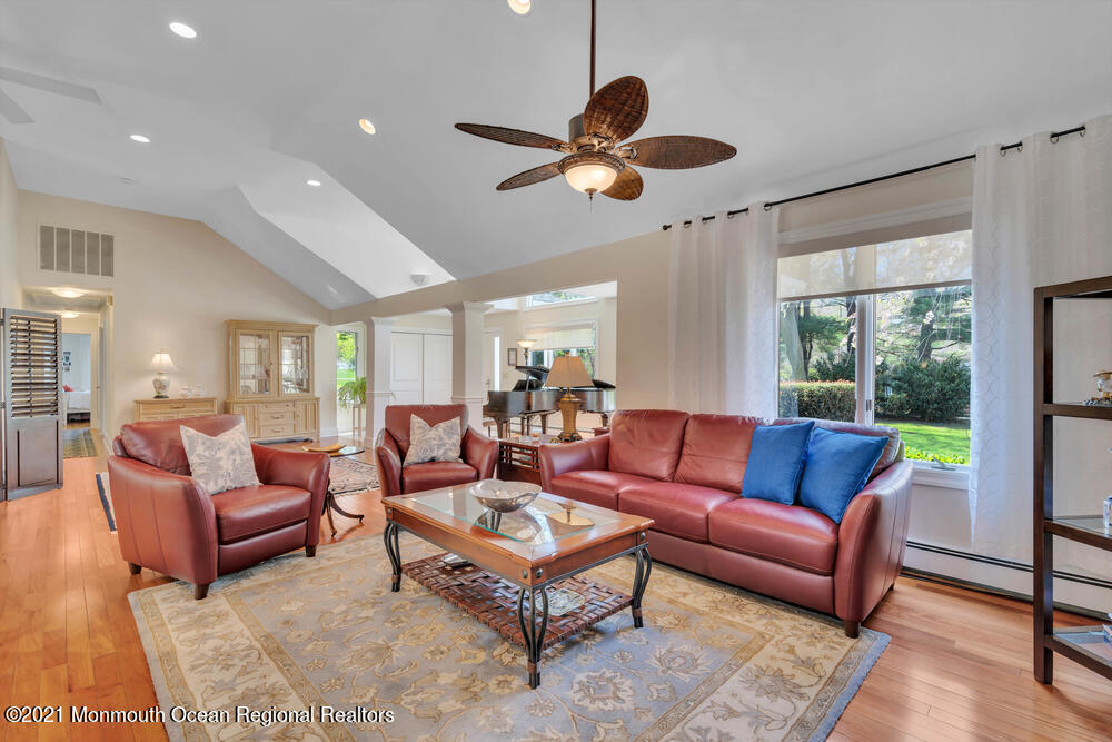16 Sleepy Hollow Road Red Bank, NJ 07701 - Photo 11 of 45 026_dsc08917
