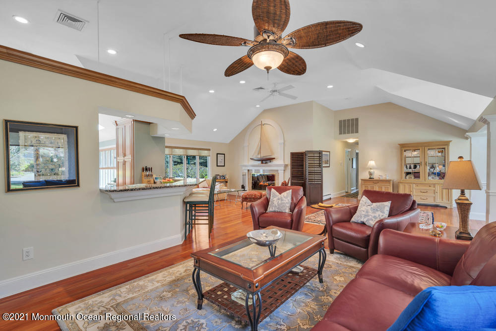 16 Sleepy Hollow Road Red Bank, NJ 07701 - Photo 12 of 45 027_dsc08922