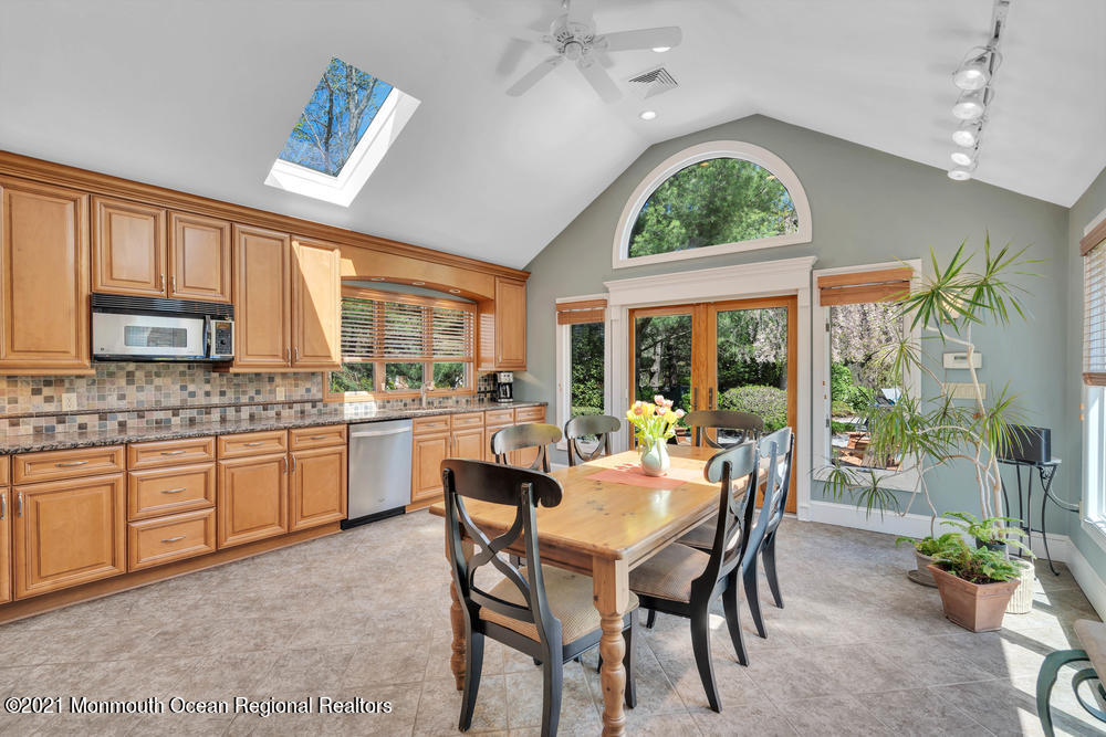 16 Sleepy Hollow Road Red Bank, NJ 07701 - Photo 20 of 45 038_dsc08977