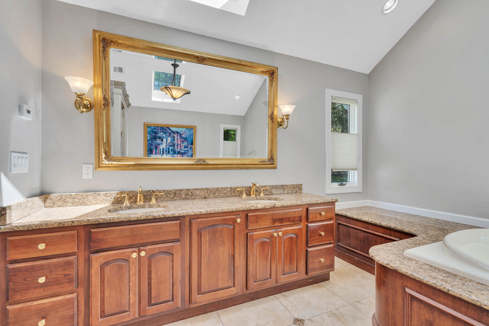 16 Sleepy Hollow Road Red Bank, NJ 07701 - Photo 26 of 45 061_dsc08807