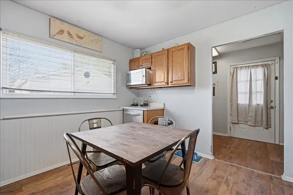 $169,000 | 403 Sunset Drive, Le Roy, IL 61752