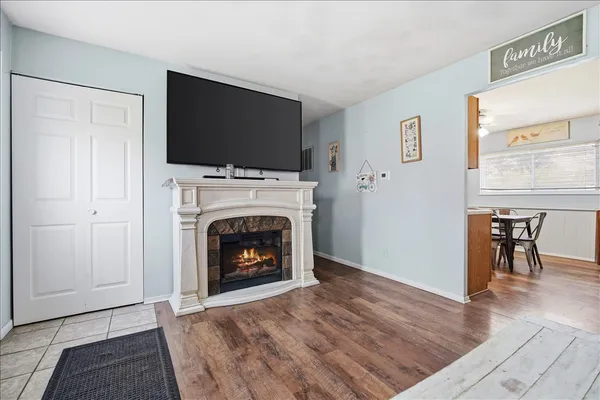 $169,000 | 403 Sunset Drive, Le Roy, IL 61752