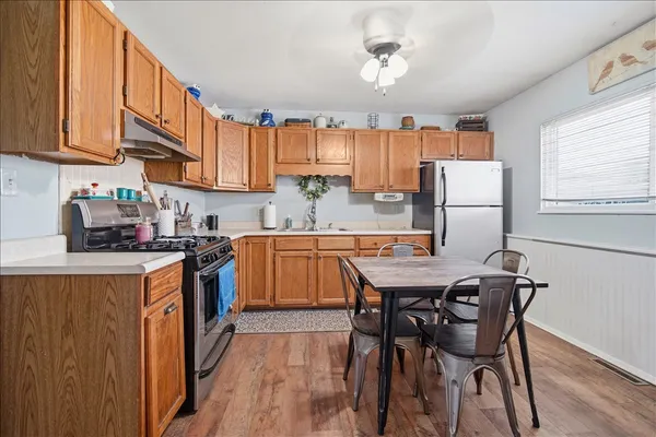 $169,000 | 403 Sunset Drive, Le Roy, IL 61752