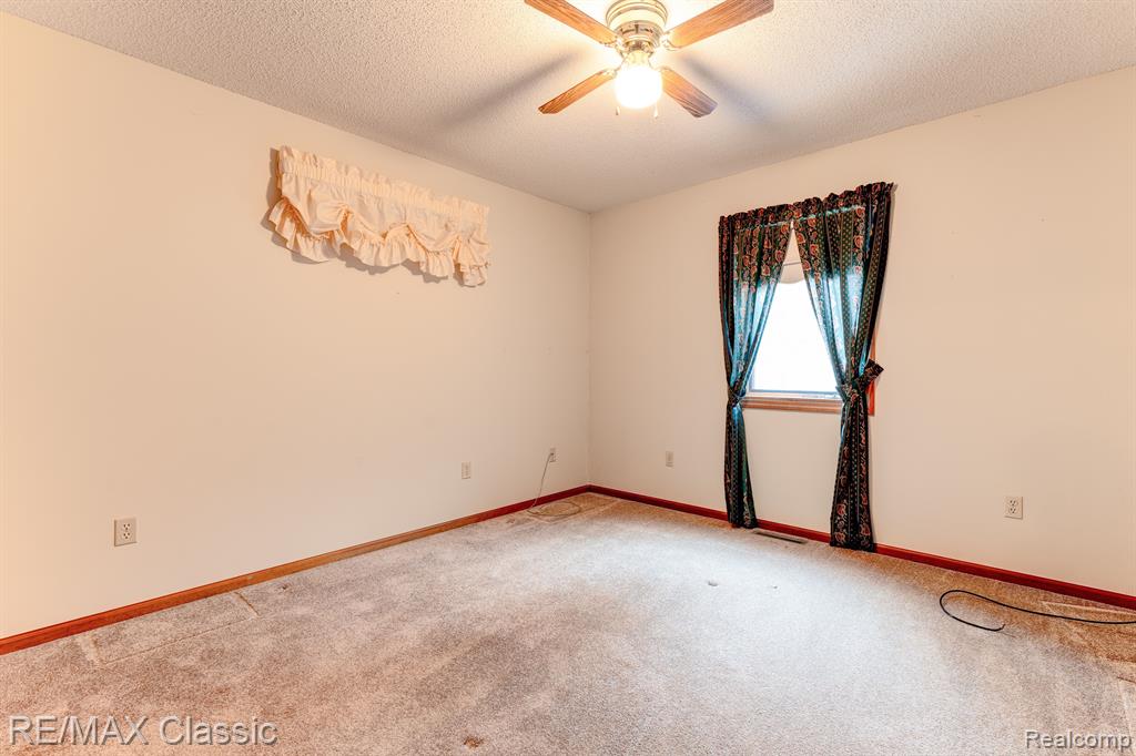 2939 Grove Street Road Standish, MI 48658 - Photo 13 of 49